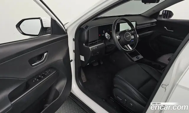 Hyundai Kona 2023 1.6 автомат (гидро), миниатюра 10