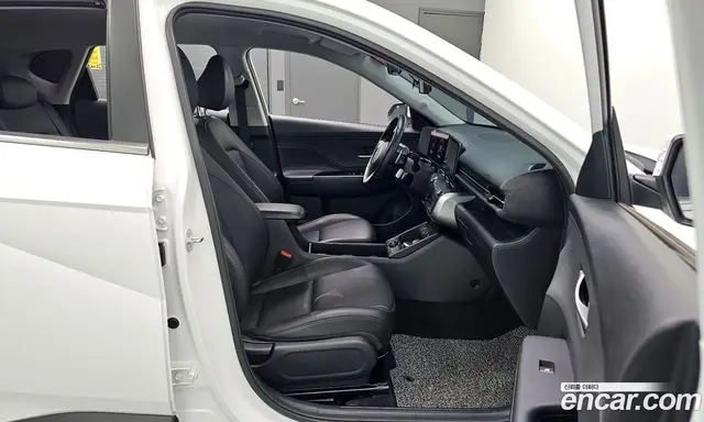 Hyundai Kona 2024 1.6 автомат (гидро), миниатюра 12