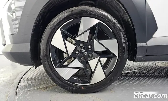 Hyundai Kona 2024 1.6 автомат (гидро), миниатюра 5 Hyundai Kona 2024 1.6 автомат (гидро), миниатюра 5