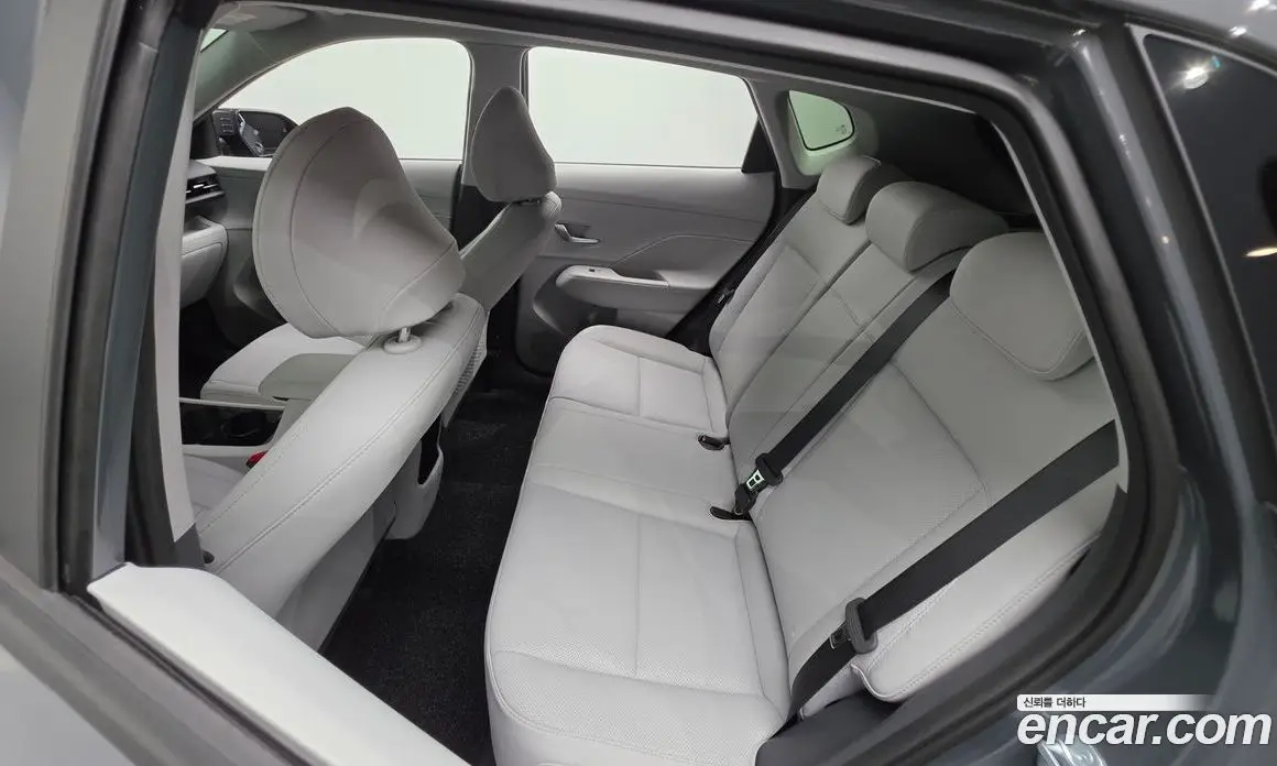 Hyundai Kona 2025 1.6 автомат (гидро), фото 16