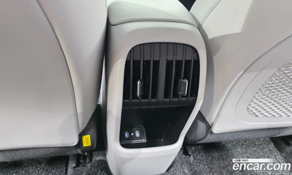 Hyundai Kona 2025 1.6 автомат (гидро), фото 32
