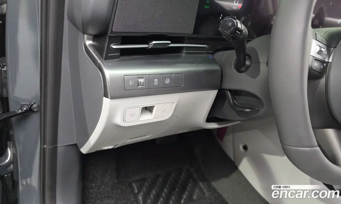Hyundai Kona 2025 1.6 автомат (гидро), фото 38