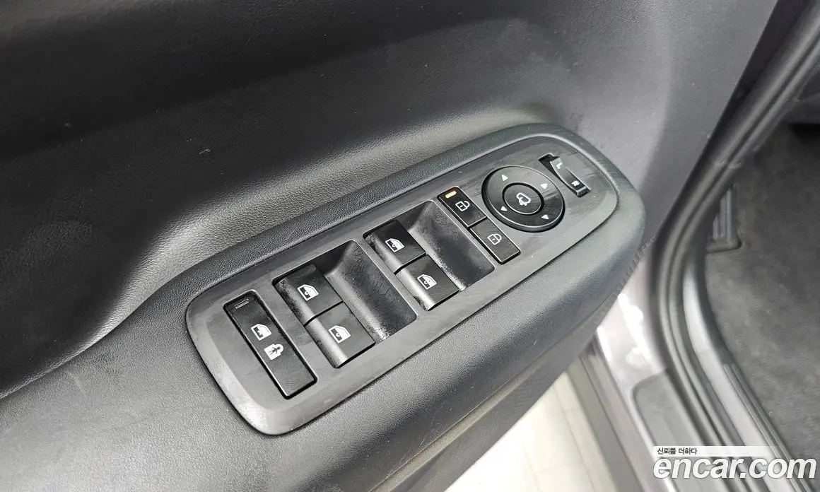 Hyundai Santa Fe 2024 1.6 автомат (гидро), фото 30