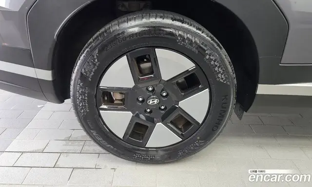 Hyundai Santa Fe 2024 1.6 автомат (гидро), миниатюра 5