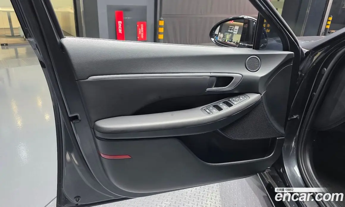 Hyundai Sonata 2022 2.0 автомат (гидро), фото 14