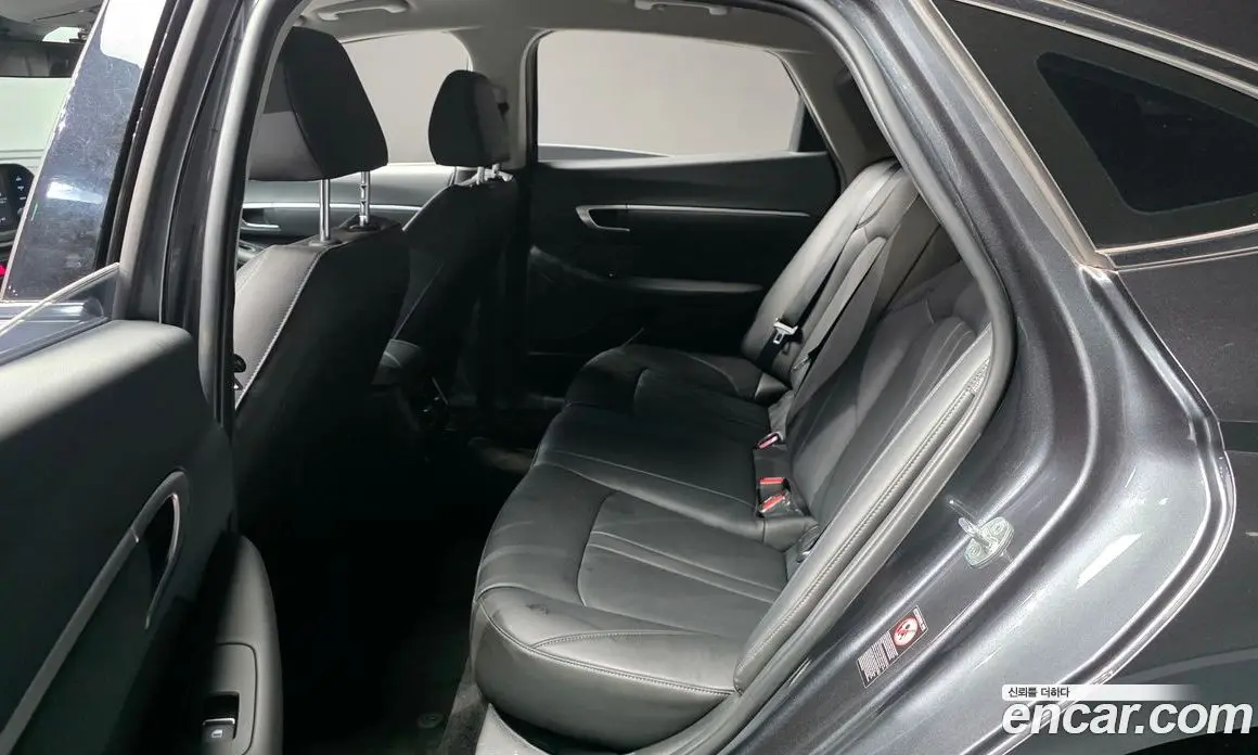 Hyundai Sonata 2022 2.0 автомат (гидро), фото 16