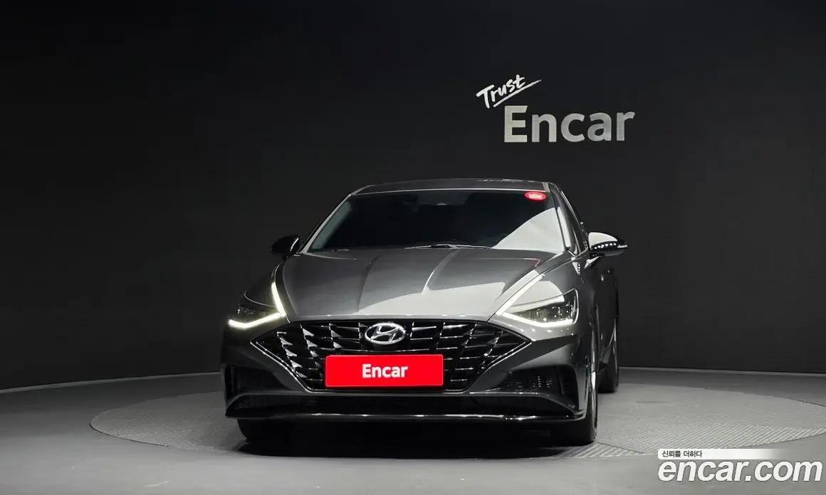 Hyundai Sonata 2022 2.0 автомат (гидро), фото 3