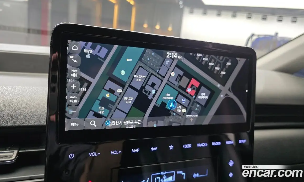Hyundai Staria 2022 2.2 автомат (гидро), фото 23