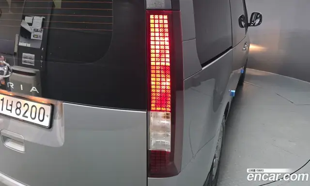 Hyundai Staria 2022 2.2 автомат (гидро), миниатюра 9