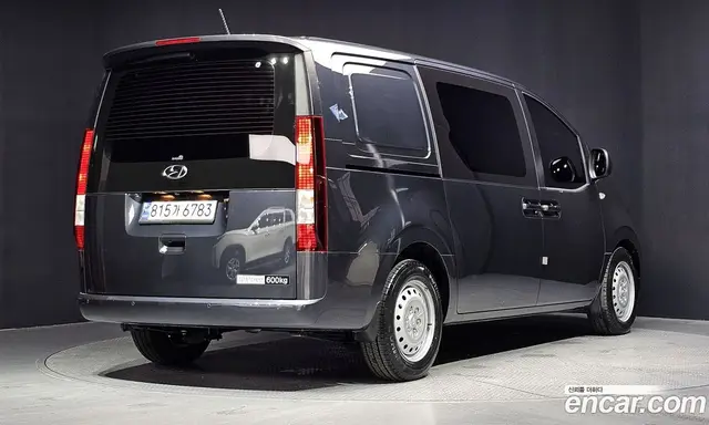 Hyundai Staria 2023 2.2 автомат (гидро), миниатюра 2