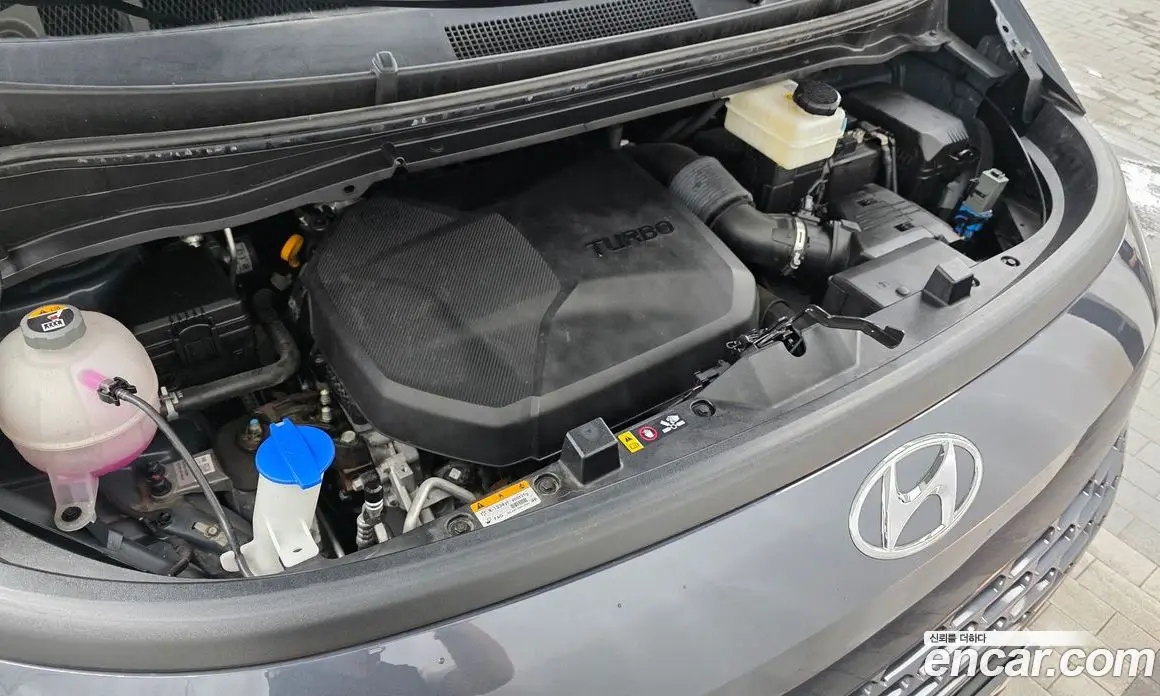 Hyundai Staria 2023 2.2 автомат (гидро), фото 6