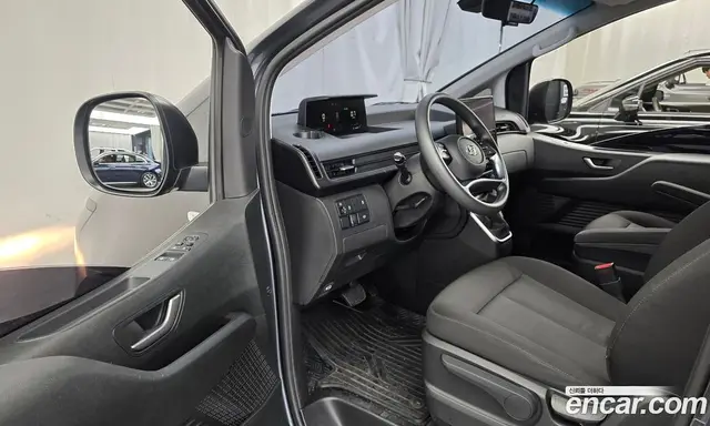 Hyundai Staria 2023 2.2 автомат (гидро), миниатюра 10