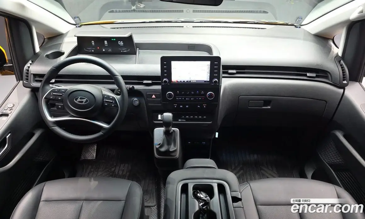 Hyundai Staria 2025 3.5 автомат (гидро), фото 7