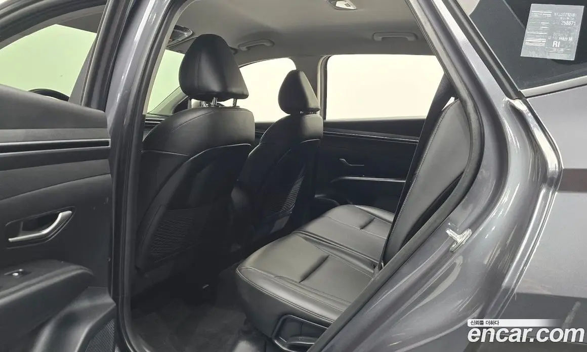Hyundai Tucson 2023 2.0 автомат (гидро), фото 17