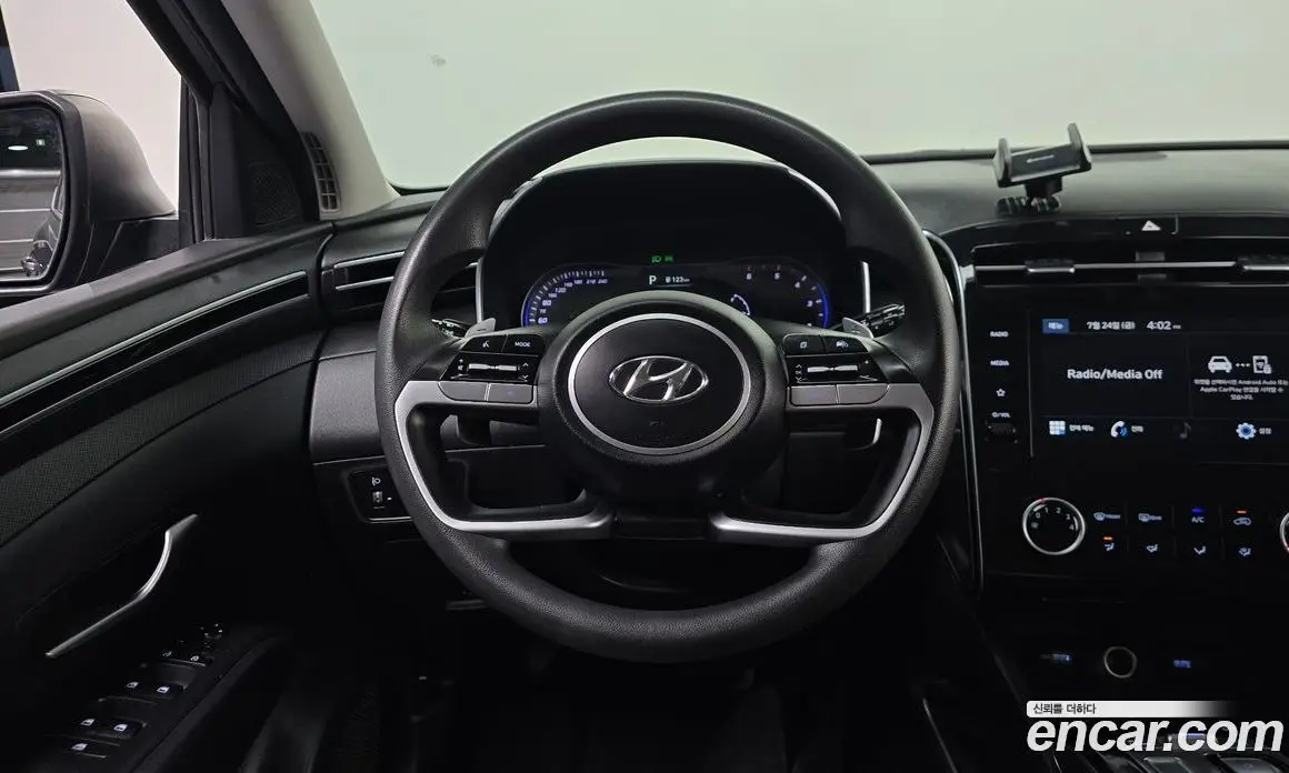 Hyundai Tucson 2023 2.0 автомат (гидро), фото 18