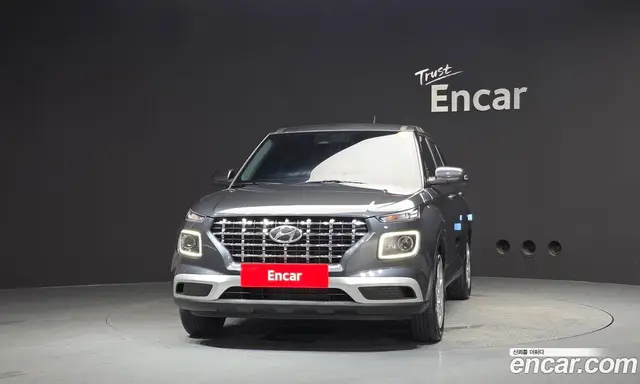 Hyundai Venue 2023 1.6 автомат (гидро), миниатюра 3