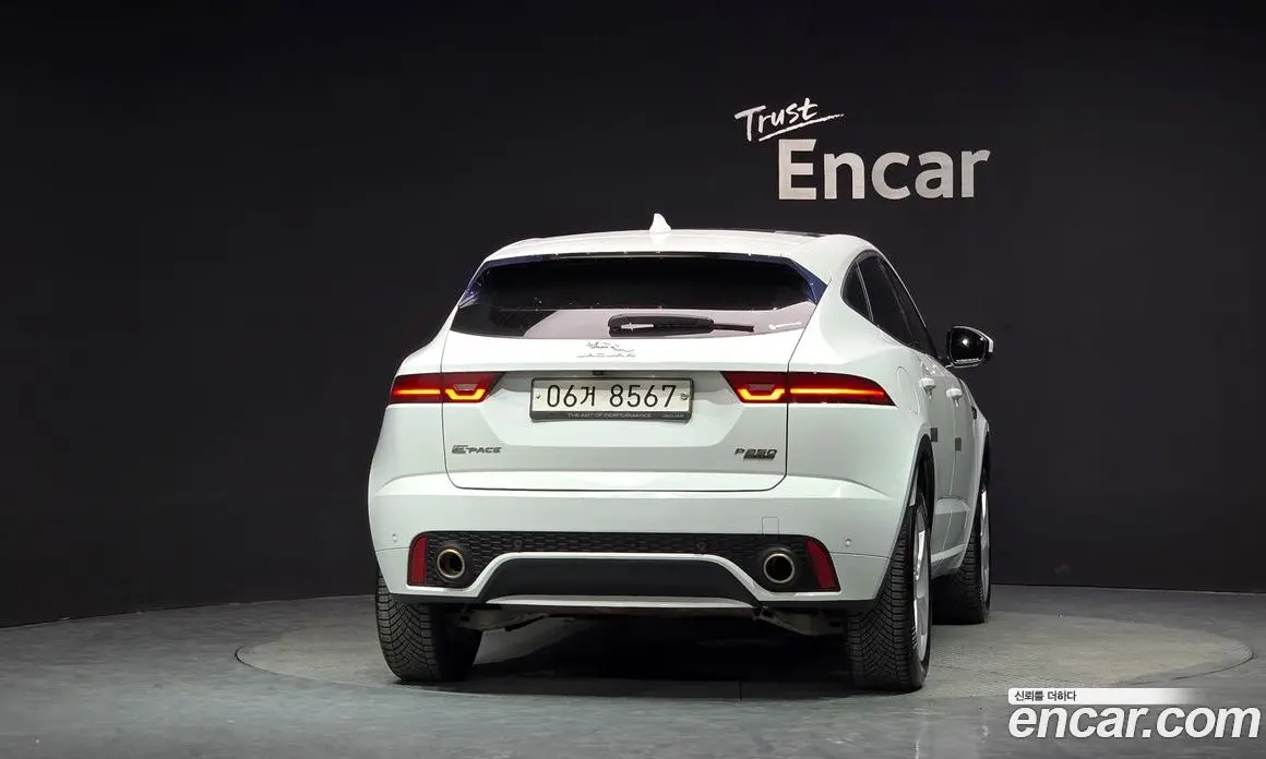 Jaguar E-Pace 2018 2.0 автомат (гидро), фото 4