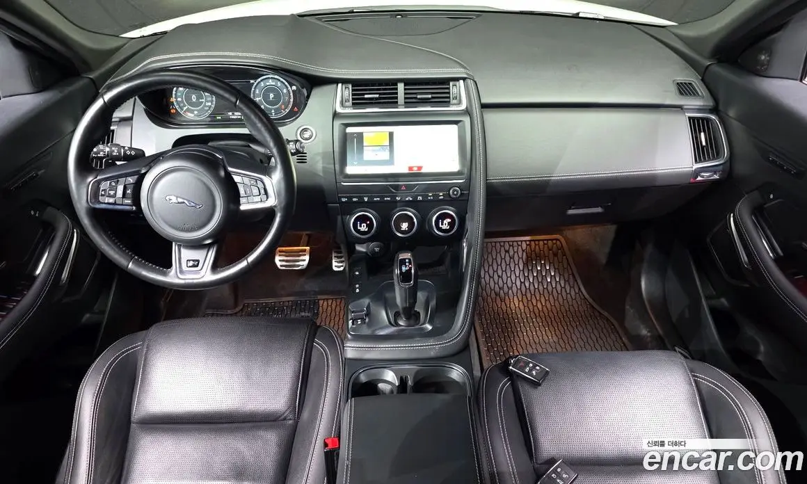 Jaguar E-Pace 2018 2.0 автомат (гидро), фото 10