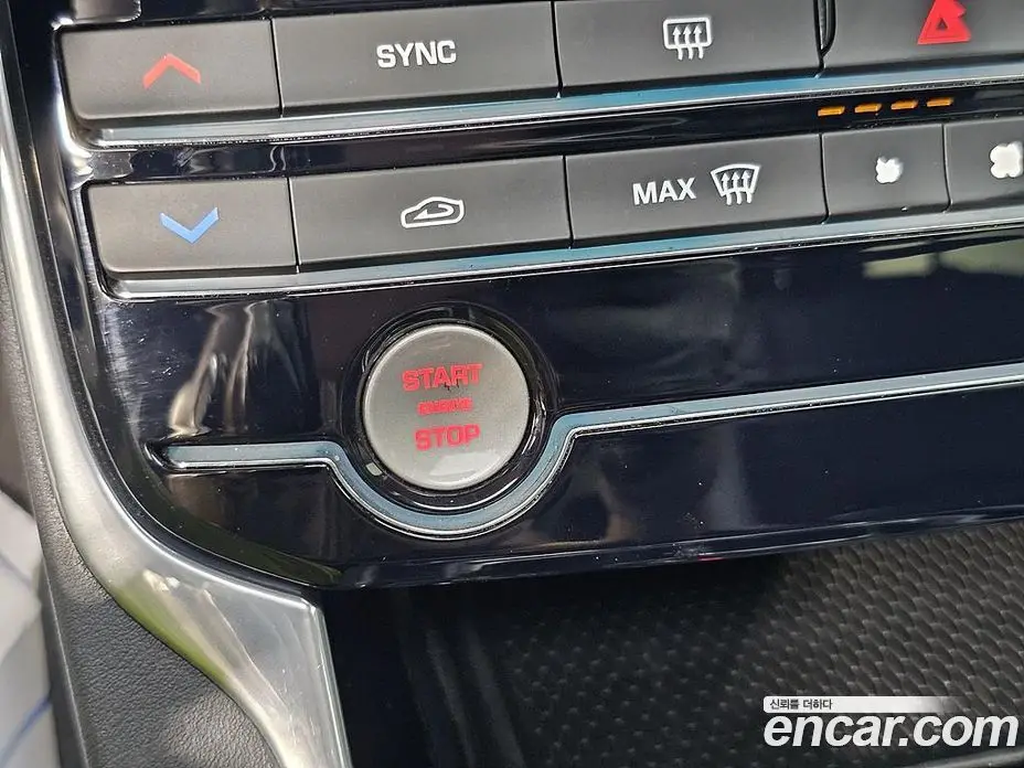 Jaguar XE 2016 2.0 автомат (гидро), фото 13