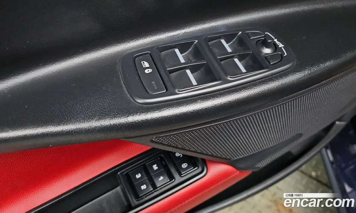 Jaguar XE 2016 2.0 автомат (гидро), фото 13