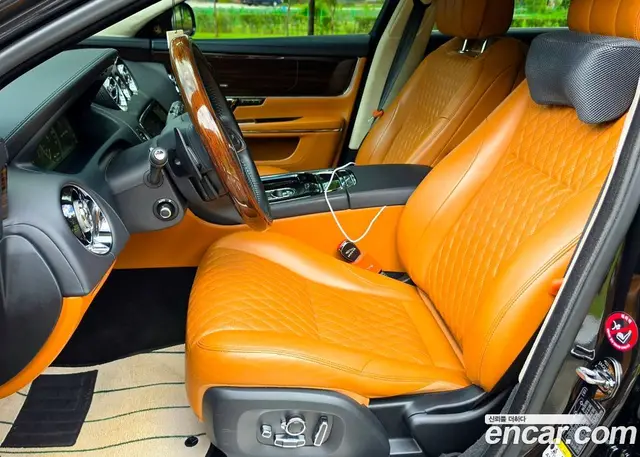 Jaguar XJ 2018 3.0 автомат (гидро), миниатюра 9