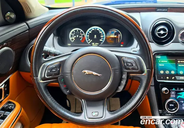 Jaguar XJ 2018 3.0 автомат (гидро), миниатюра 10