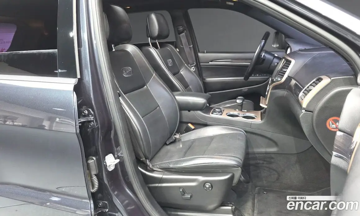 Jeep Cherokee 2013 3.0 автомат (гидро), фото 11