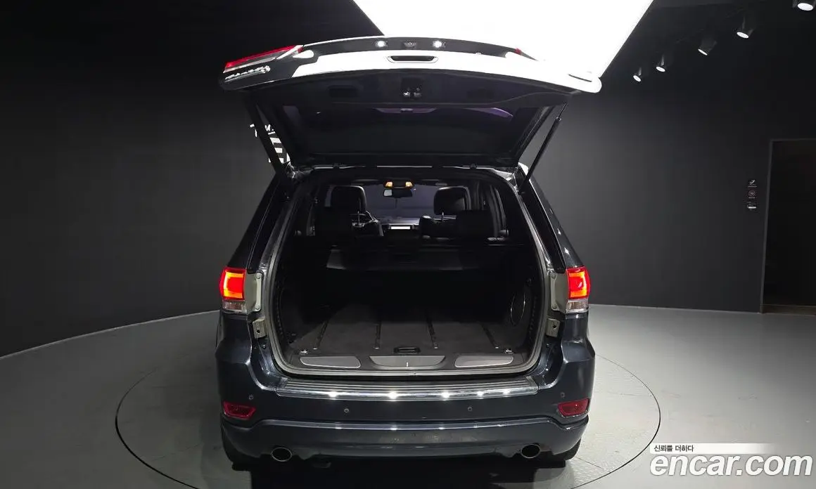 Jeep Cherokee 2013 3.0 автомат (гидро), фото 20