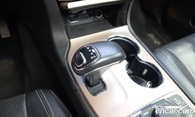 Jeep Cherokee 2013 3.0 автомат (гидро), миниатюра 9