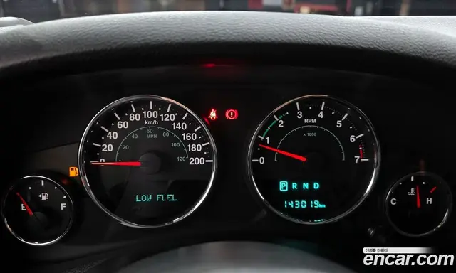 Jeep Wrangler 2015 3.6 автомат (гидро), миниатюра 8 Jeep Wrangler 2015 3.6 автомат (гидро), миниатюра 8