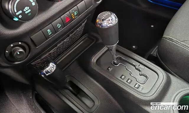 Jeep Wrangler 2015 3.6 автомат (гидро), миниатюра 9 Jeep Wrangler 2015 3.6 автомат (гидро), миниатюра 9