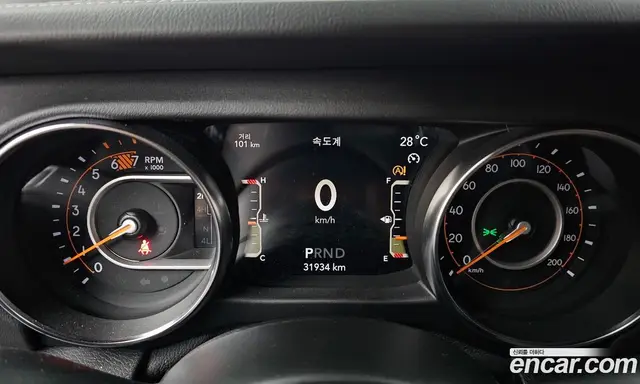 Jeep Wrangler 2021 2.0 автомат (гидро), миниатюра 11