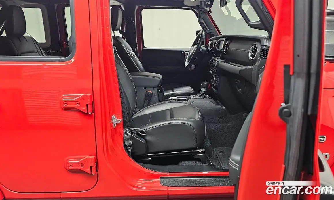 Jeep Wrangler 2021 2.0 автомат (гидро), фото 16