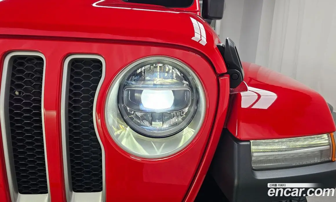 Jeep Wrangler 2021 2.0 автомат (гидро), фото 8