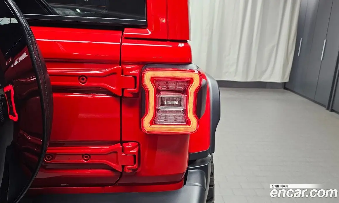 Jeep Wrangler 2021 2.0 автомат (гидро), фото 9
