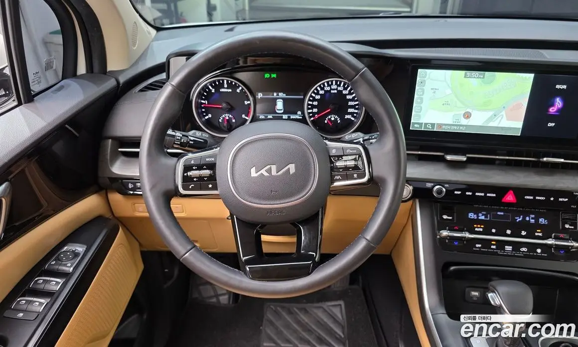 Kia Carnival 2022 2.2 автомат (гидро), фото 19