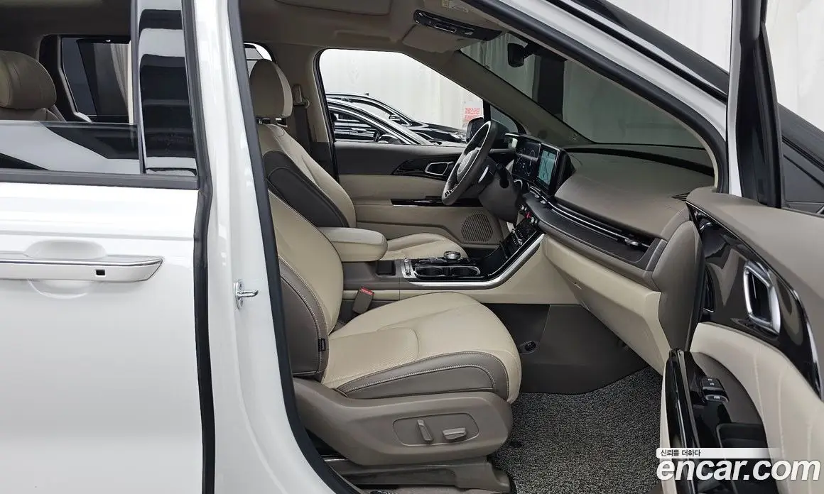 Kia Carnival 2022 3.5 автомат (гидро), фото 11