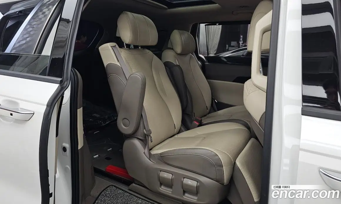 Kia Carnival 2022 3.5 автомат (гидро), фото 12