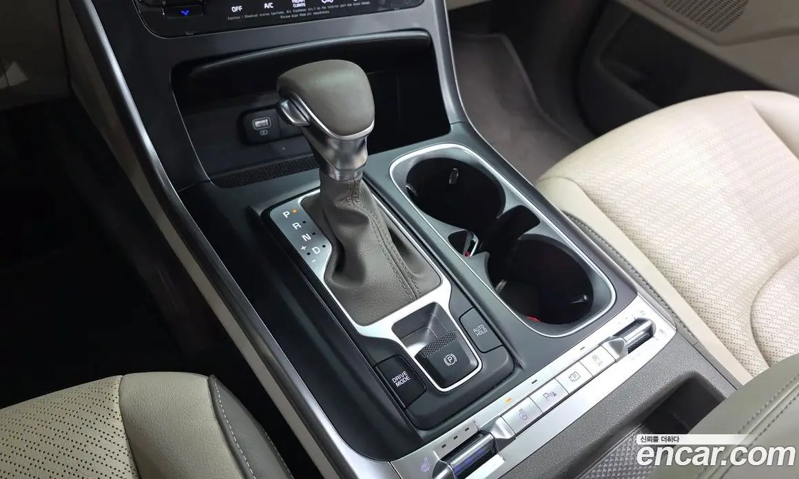 Kia Carnival 2022 2.2 автомат (гидро), фото 12