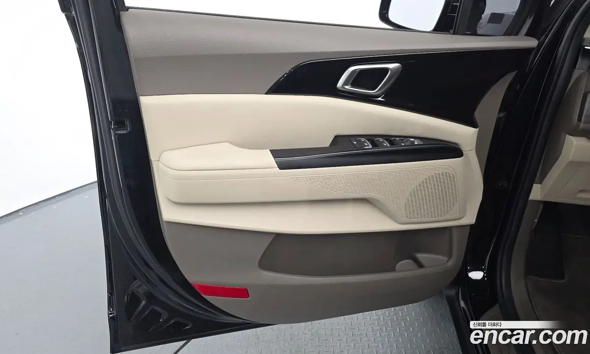 Kia Carnival 2022 2.2 автомат (гидро), фото 15