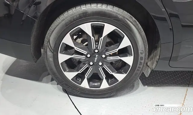 Kia Carnival 2022 2.2 автомат (гидро), миниатюра 5