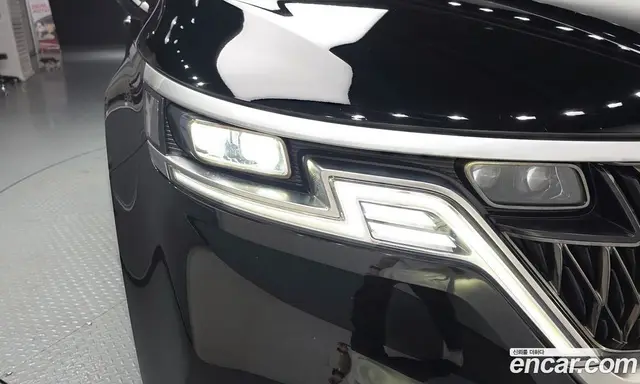 Kia Carnival 2022 2.2 автомат (гидро), миниатюра 8