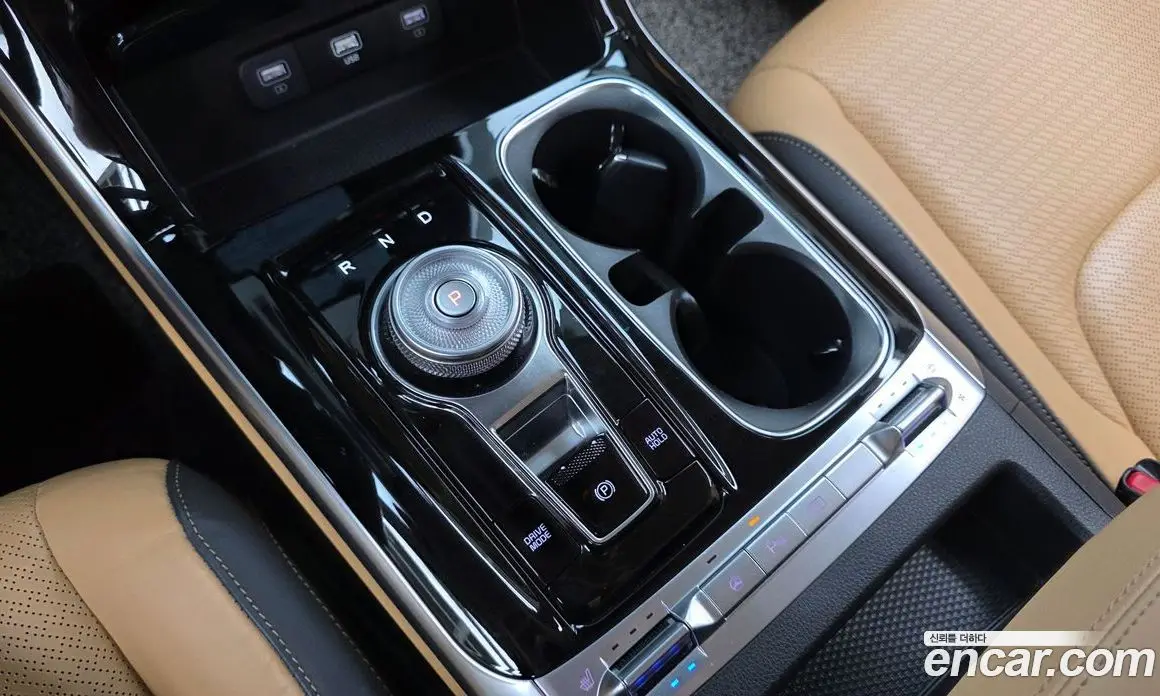 Kia Carnival 2023 3.5 автомат (гидро), фото 12