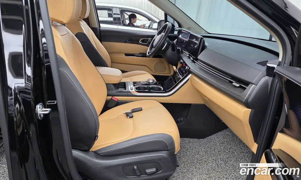 Kia Carnival 2023 3.5 автомат (гидро), фото 16