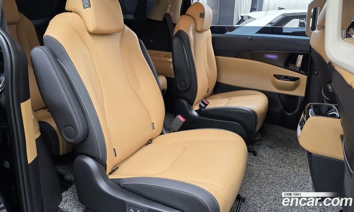 Kia Carnival 2023 3.5 автомат (гидро), фото 17