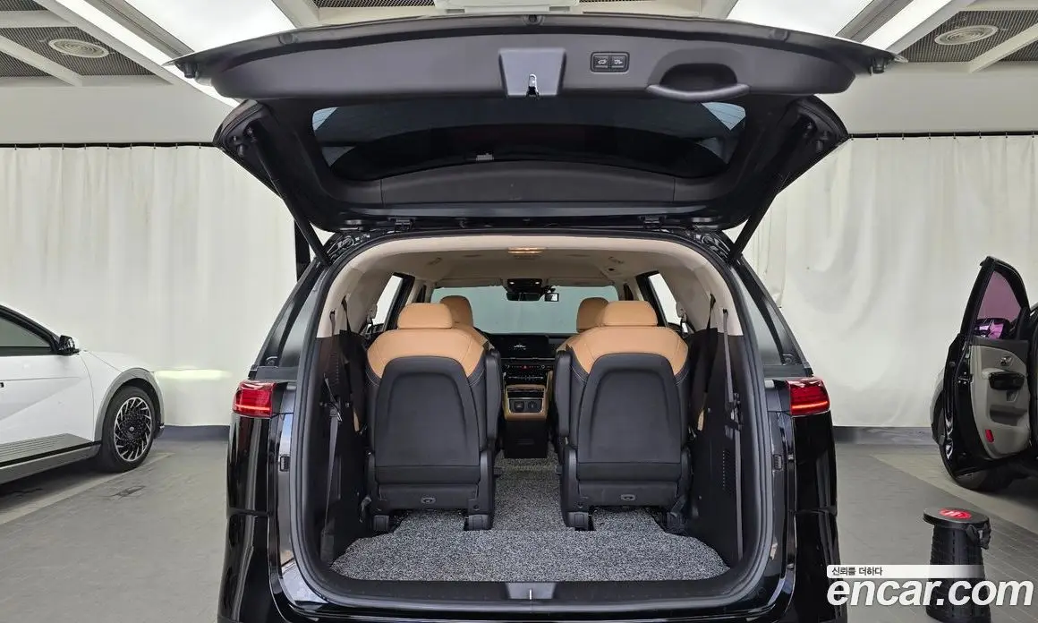 Kia Carnival 2023 3.5 автомат (гидро), фото 26