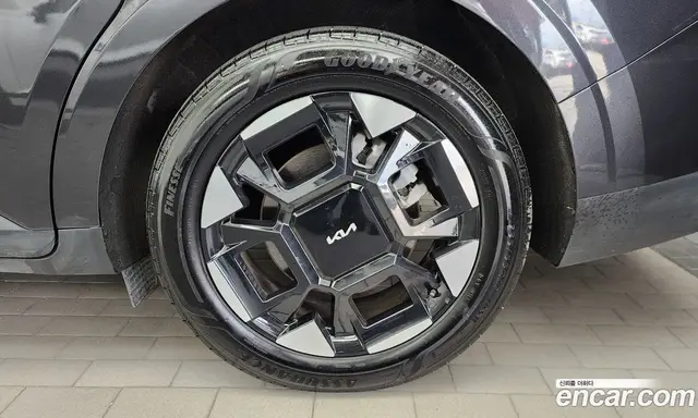Kia Carnival 2024 2.2 автомат (гидро), миниатюра 7