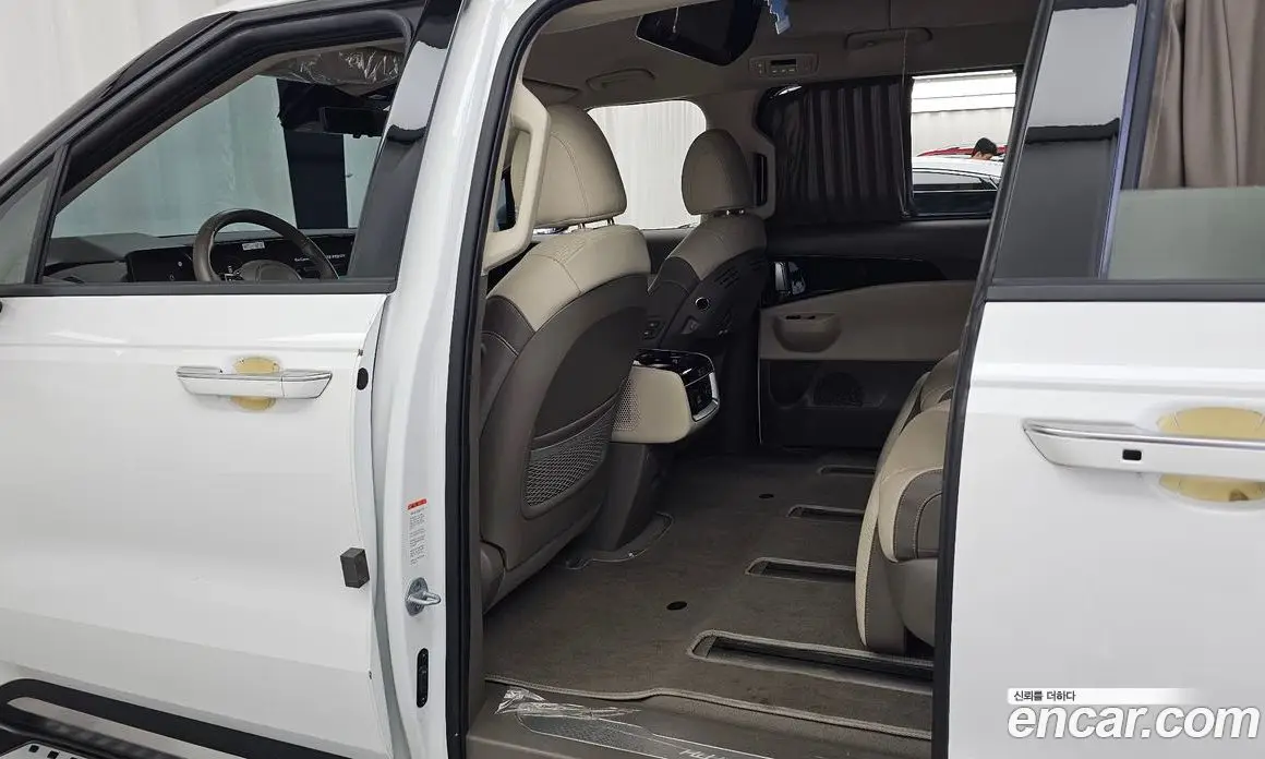 Kia Carnival 2024 3.5 автомат (гидро), фото 16