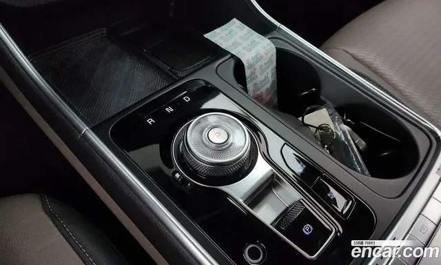 Kia Carnival 2024 1.6 автомат (гидро), миниатюра 11