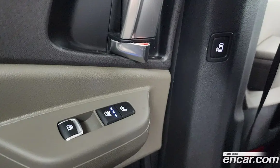 Kia Carnival 2024 1.6 автомат (гидро), фото 24